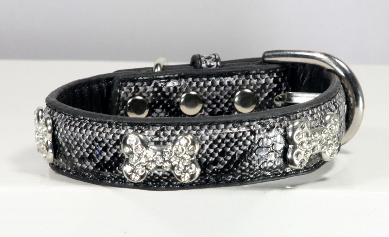 Picture of Crystal Bone Charm Collar - Black.